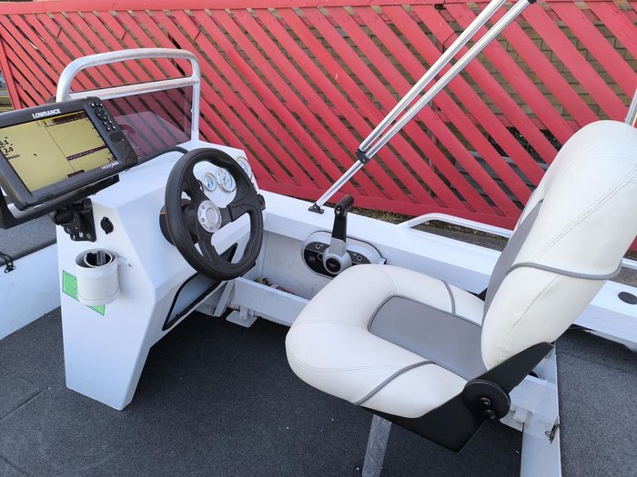 2021 QUINTREX 420 Renegade SC