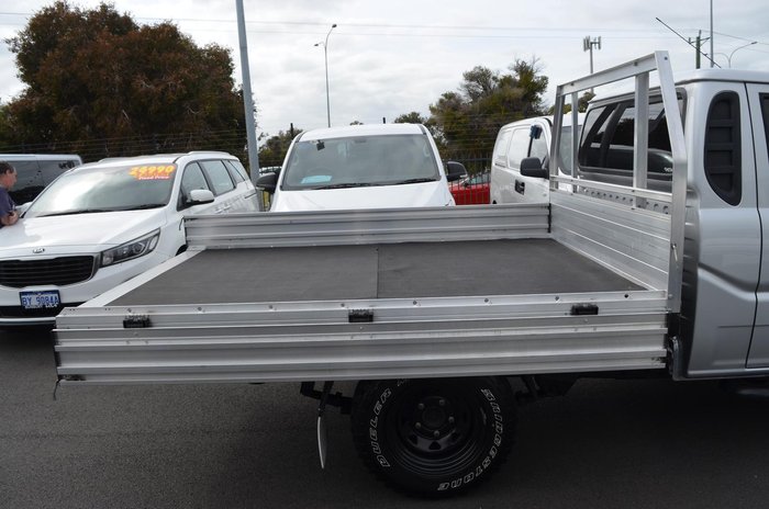 2022 Mahindra PIK-UP S6+