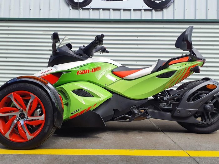 2014 Can-Am Spyder RSS SE5 Spyder RSS