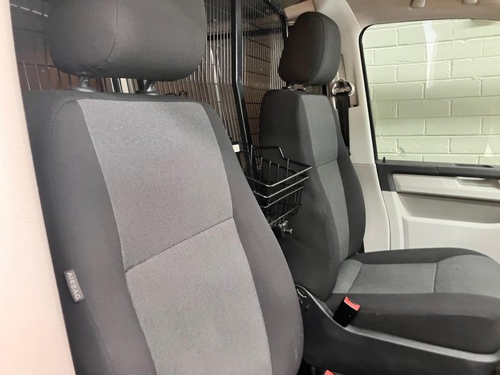 2017 Volkswagen Transporter TDI250 Runner T6 MY17 Candy White