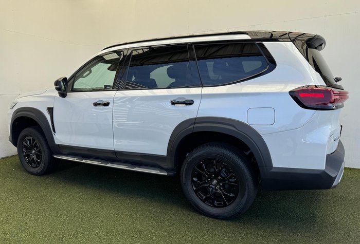 2025 LDV D90 Executive