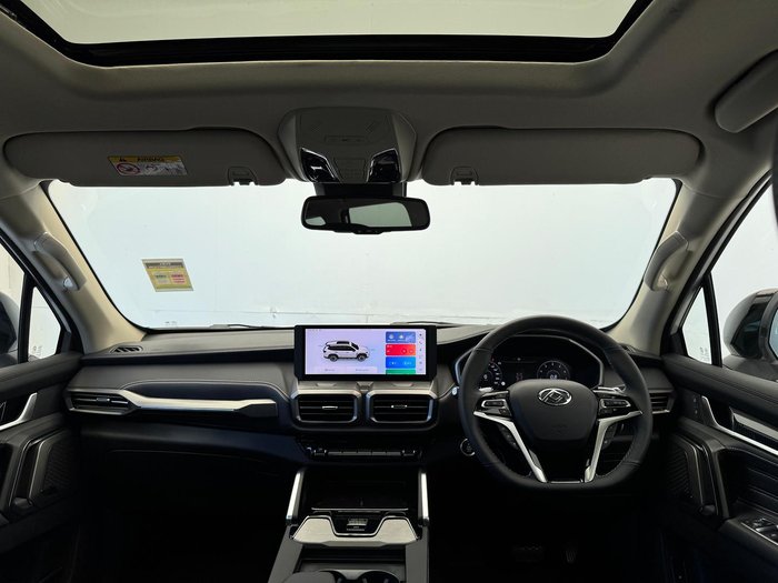 2025 LDV D90 Executive