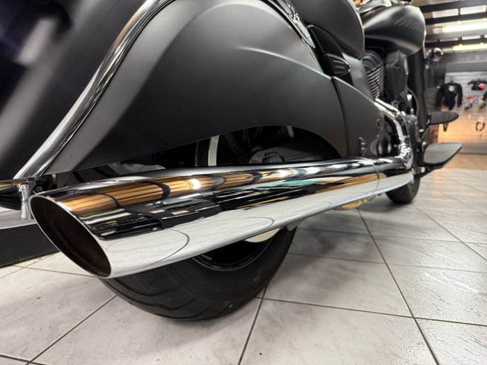2016 INDIAN CHIEFTAIN DARK HORSE Black