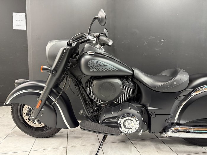 2016 INDIAN CHIEFTAIN DARK HORSE Black