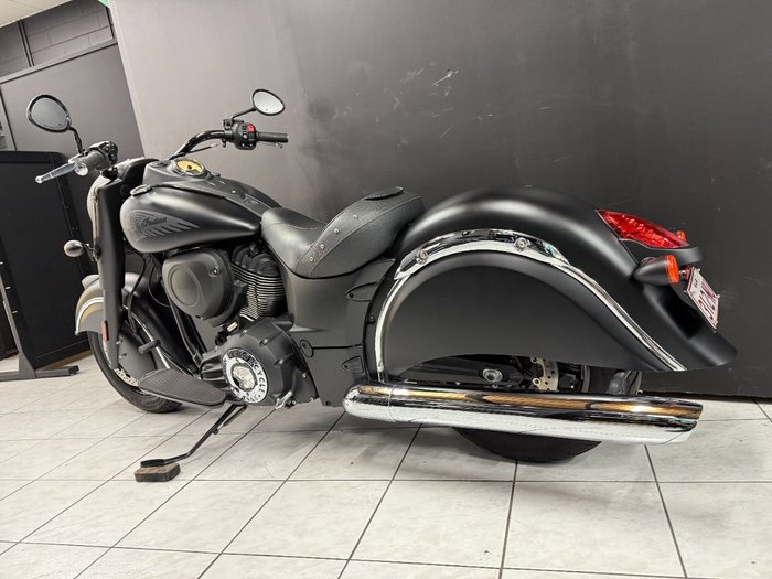 2016 INDIAN CHIEFTAIN DARK HORSE Black