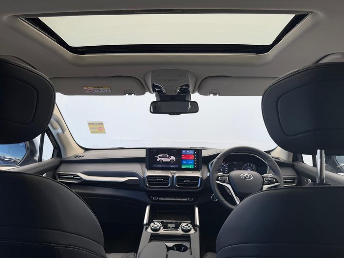 2025 LDV D90 Executive