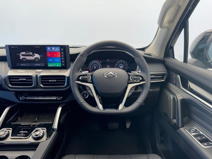 2025 LDV D90 Executive