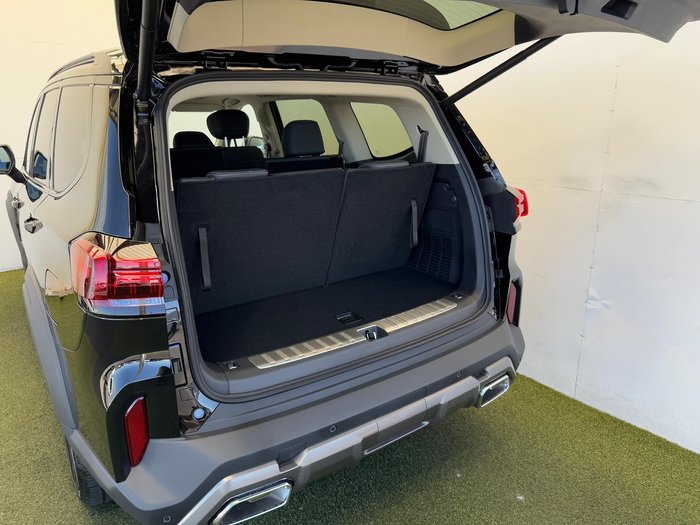 2025 LDV D90 Executive