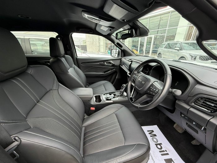 2025 Isuzu MU-X LS-T