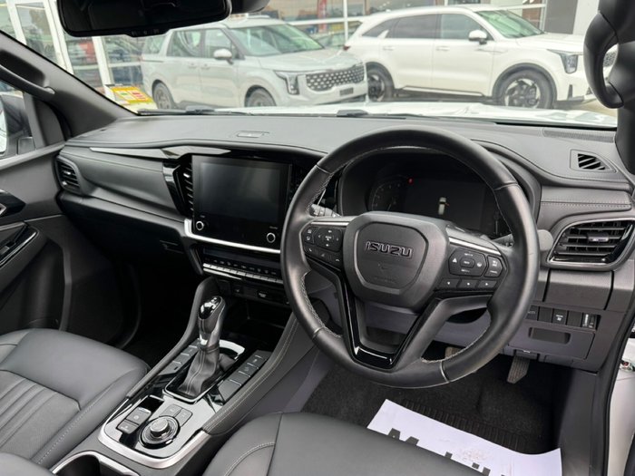2025 Isuzu MU-X LS-T