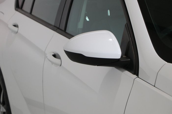 2018 Holden Commodore RS