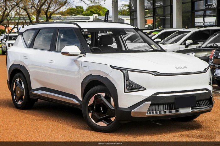 2025 Kia EV5 Air Standard Range OVc MY26 Clear White