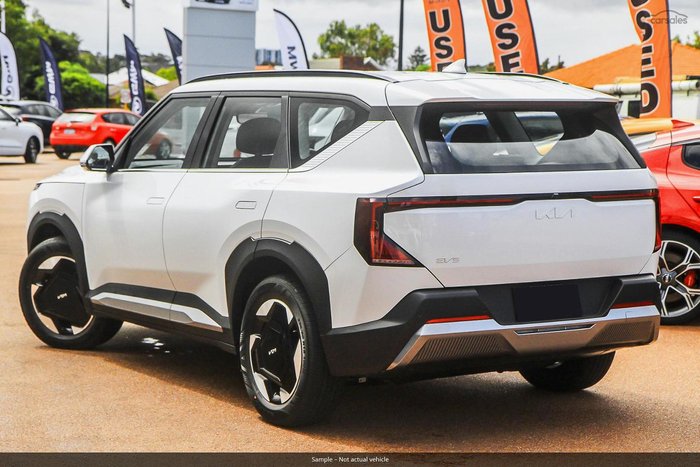 2025 Kia EV5 Air Standard Range OVc MY26 Clear White