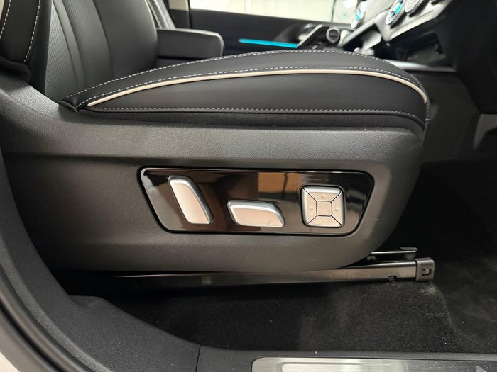 2025 GWM Tank 300 Ultra P01 4X4 On Demand Pearl White