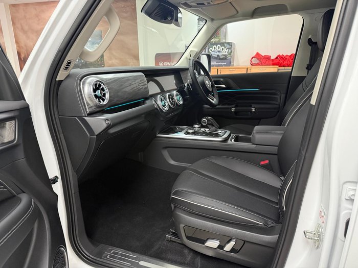 2025 GWM Tank 300 Ultra P01 4X4 On Demand Pearl White