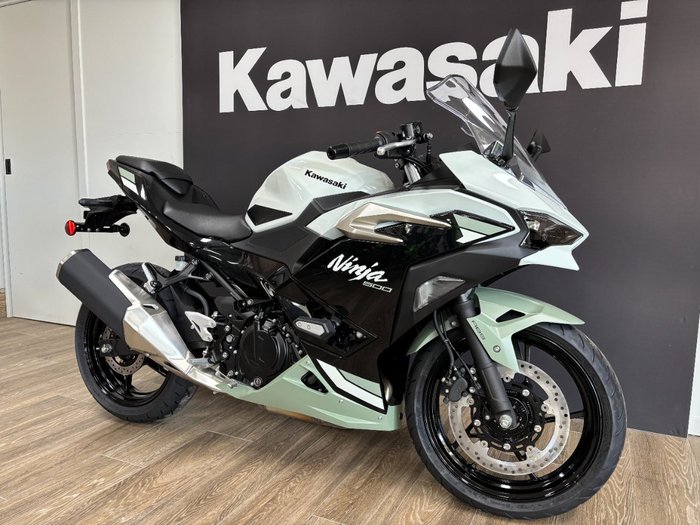 2026 Kawasaki 2026 Kawasaki 500CC NINJA 500 SE (LAMS) SPORTS WHITE