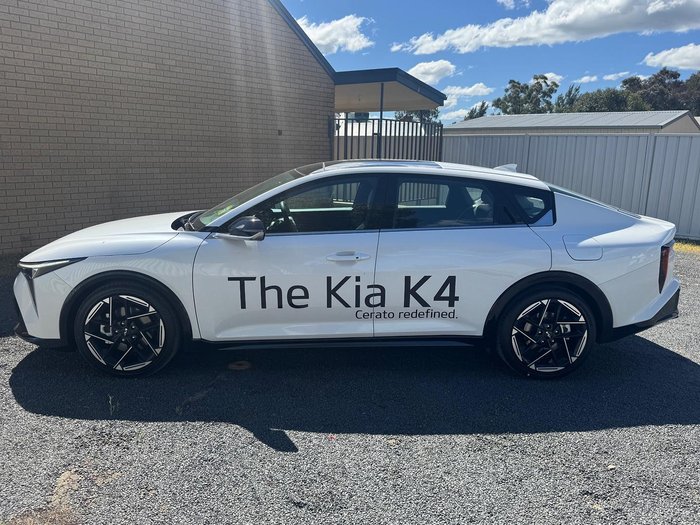 2025 Kia K4 GT-Line