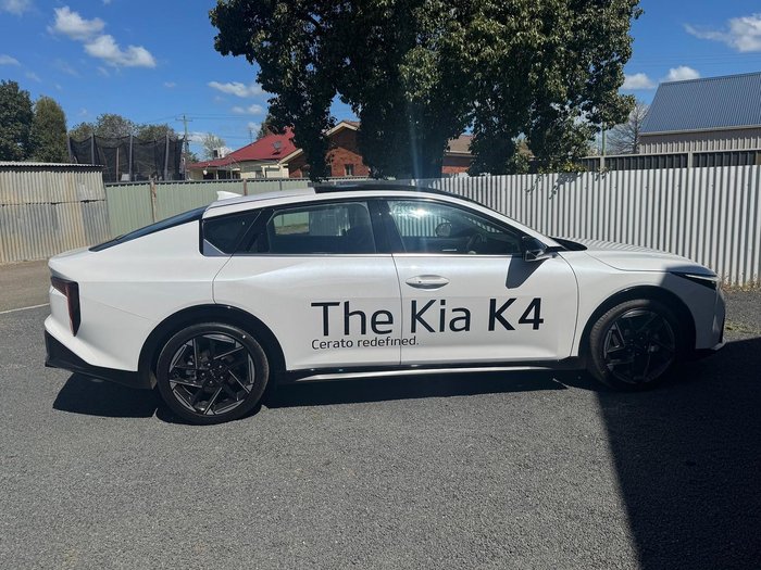 2025 Kia K4 GT-Line