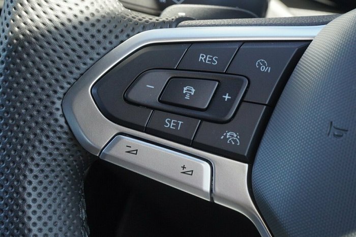 2025 Volkswagen T-Roc 140TSI R-Line