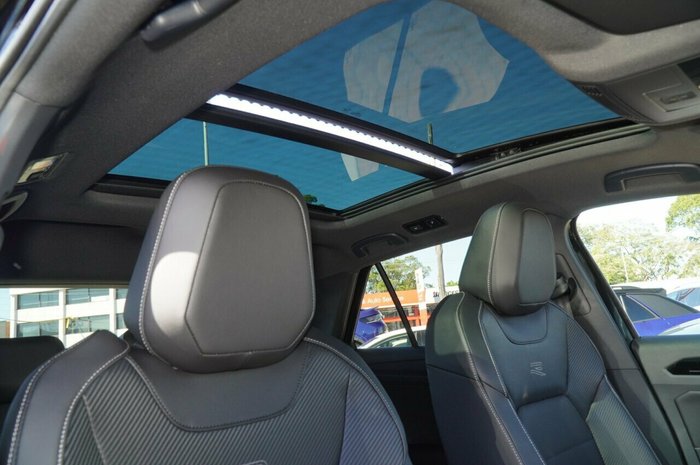 2025 Volkswagen T-Roc 140TSI R-Line