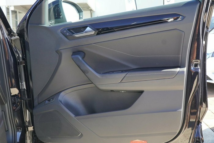 2025 Volkswagen T-Roc 140TSI R-Line