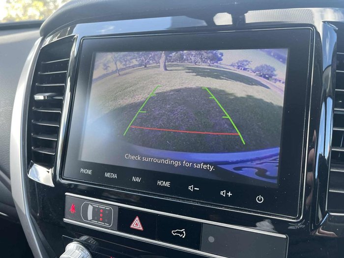 2021 Mitsubishi Pajero Sport GLX