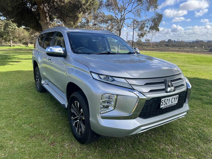 2021 Mitsubishi Pajero Sport GLX