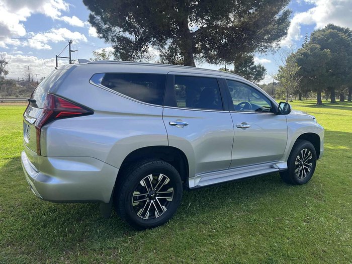2021 Mitsubishi Pajero Sport GLX