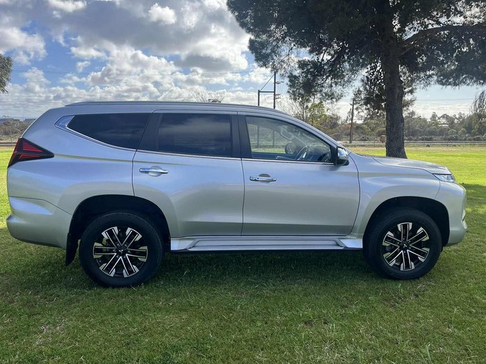 2021 Mitsubishi Pajero Sport GLX