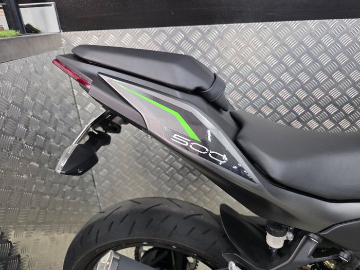 2024 Kawasaki Z500 BLACK