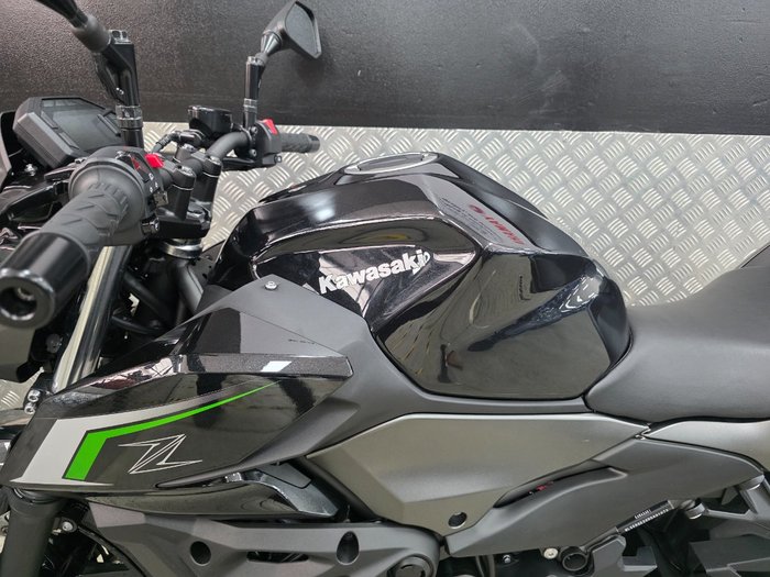 2024 Kawasaki Z500 BLACK