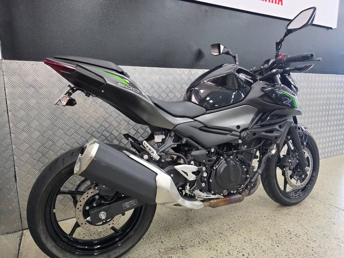 2024 Kawasaki Z500 BLACK