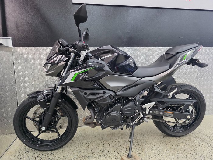 2024 Kawasaki Z500 BLACK