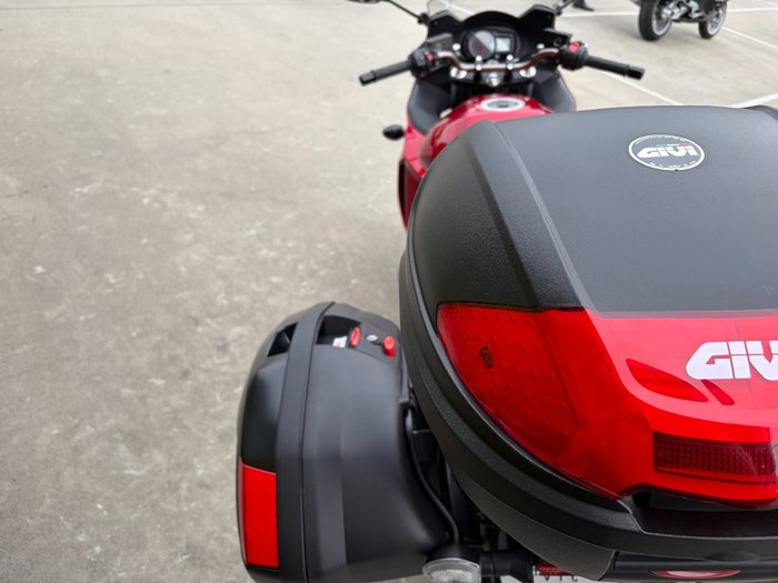 2015 Suzuki GSX1250FA Red