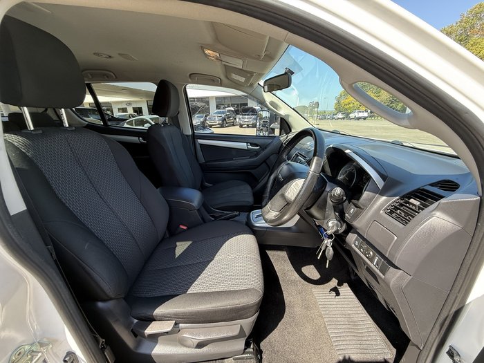 2016 Isuzu MU-X