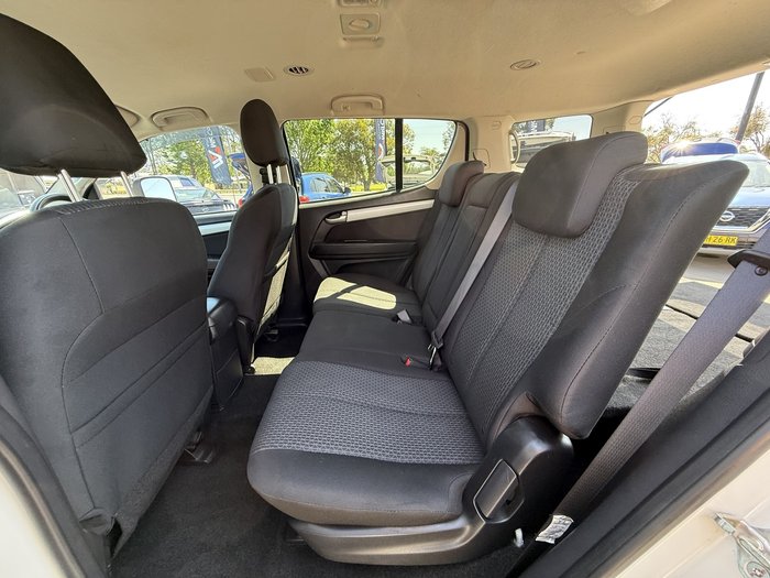 2016 Isuzu MU-X