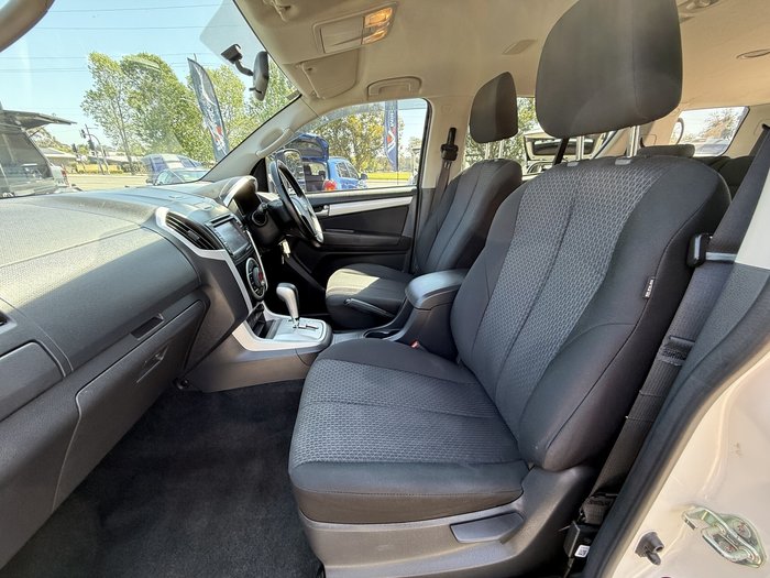 2016 Isuzu MU-X