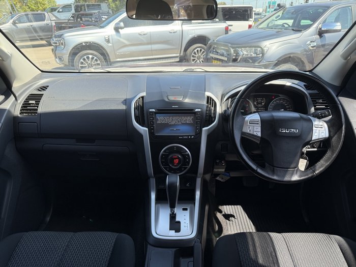 2016 Isuzu MU-X