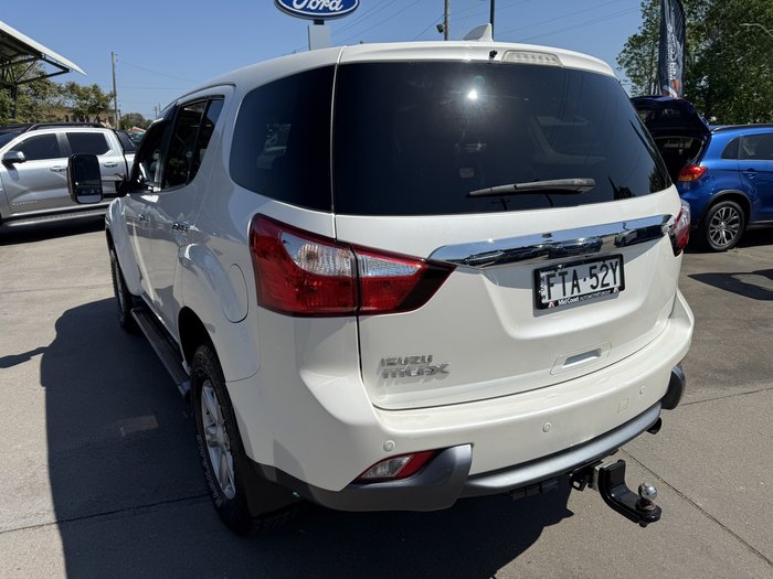 2016 Isuzu MU-X