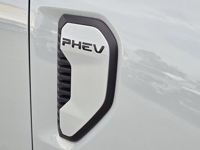 2025 Ford Ranger PHEV Stormtrak