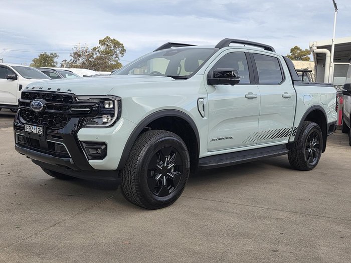 2025 Ford Ranger PHEV Stormtrak