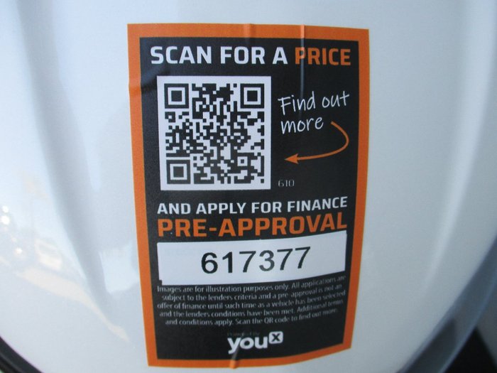 2023 Triumph STREET TRIPLE R White