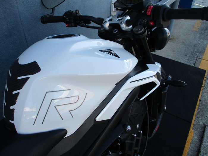 2023 Triumph STREET TRIPLE R White