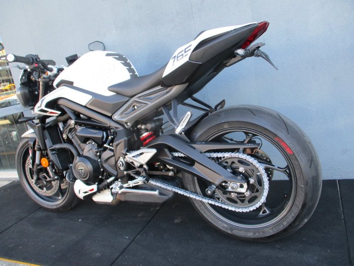 2023 Triumph STREET TRIPLE R White