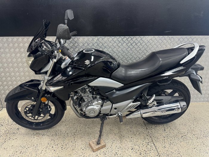 2012 Suzuki INAZUMA 250 (GW250) BLACK