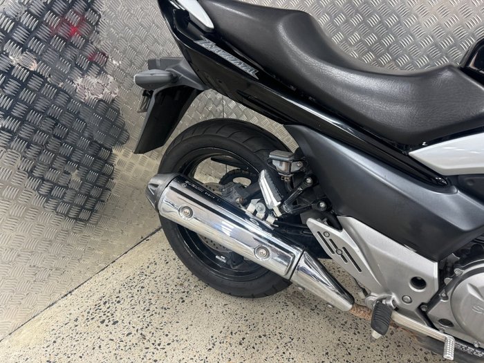 2012 Suzuki INAZUMA 250 (GW250) BLACK