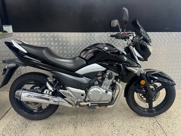 2012 Suzuki INAZUMA 250 (GW250) BLACK