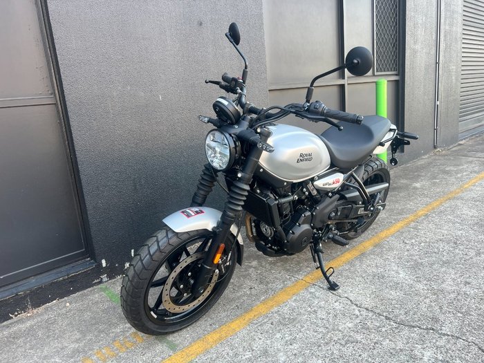2025 Royal Enfield 2025 Royal Enfield 450CC GUERRILLA - Dash SILVER