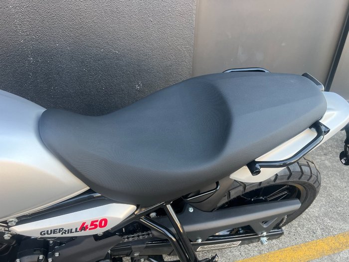 2025 Royal Enfield 2025 Royal Enfield 450CC GUERRILLA - Dash SILVER
