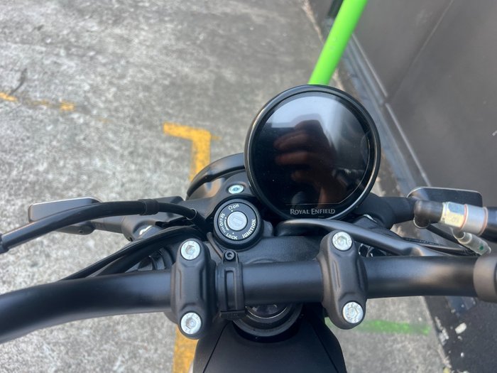 2025 Royal Enfield 2025 Royal Enfield 450CC GUERRILLA - Dash SILVER